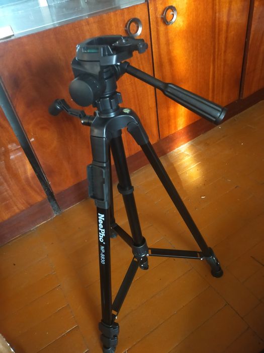 Штатив новый с чехлом