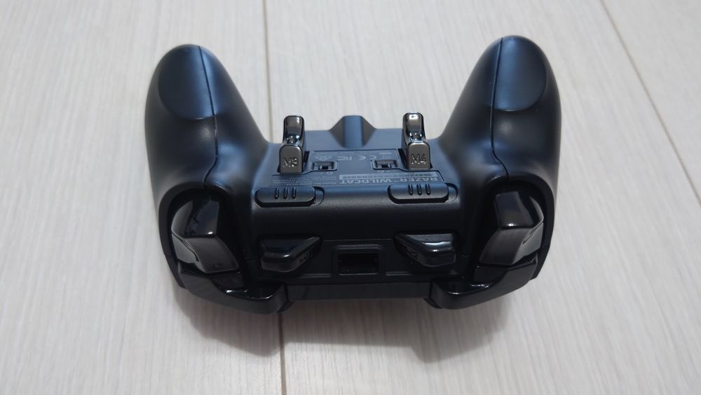 Controller Razer Wildcat pentru PC, Xbox One + Travel Case
