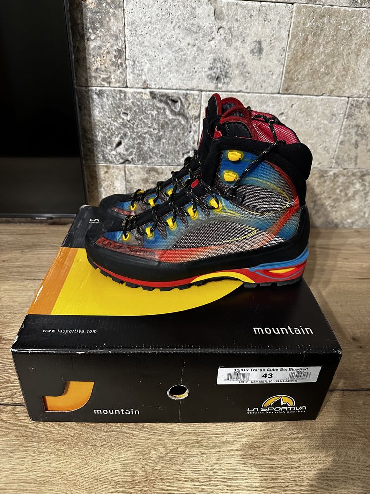 Bocanci la sportiva trango cube gtx