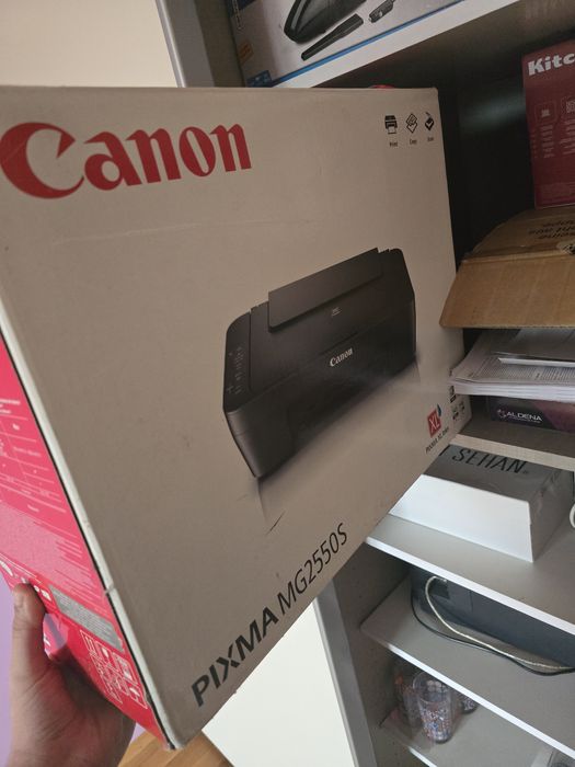 Чисто нов принтер Canon