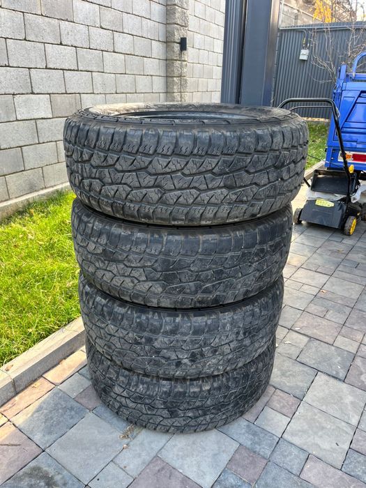 Продам шины всесезонные Triangle 292 АТ