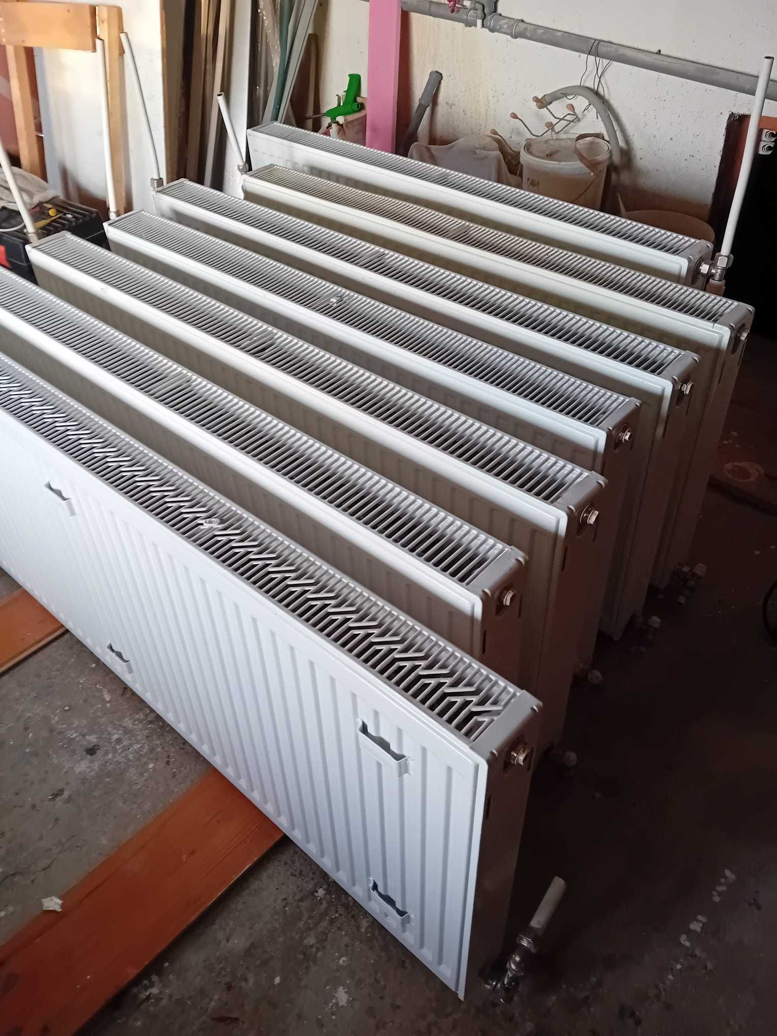 Vând 7 calorifere de diferite dimensiuni – Stare bună. 200 RON Bucata!