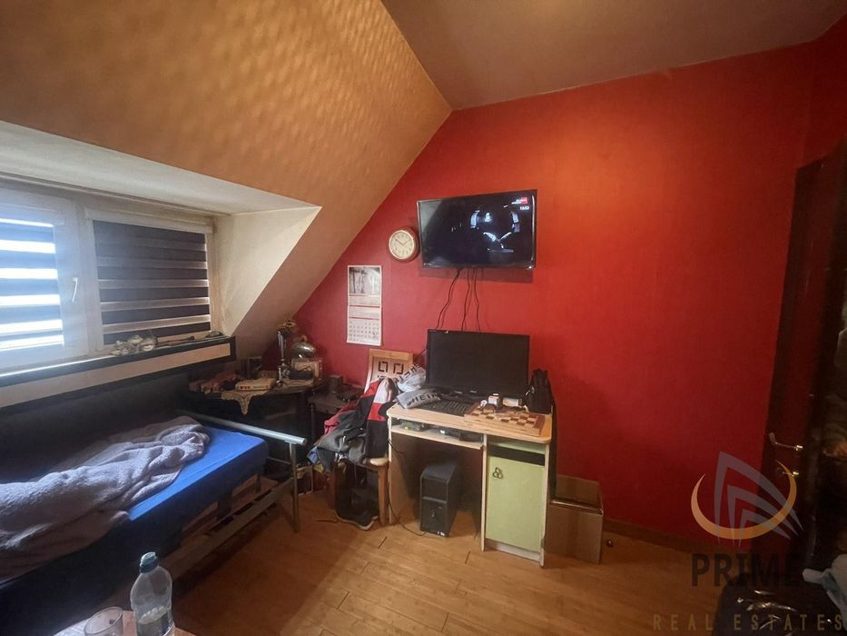 Продава се Тристаен апартамент в Бургас, Възраждане - 120 кв.м за 1125 €/кв.м - Снимка #7