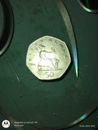 Moneda pentru colecționari 50 pence ELIZABETH-ll anul 2004