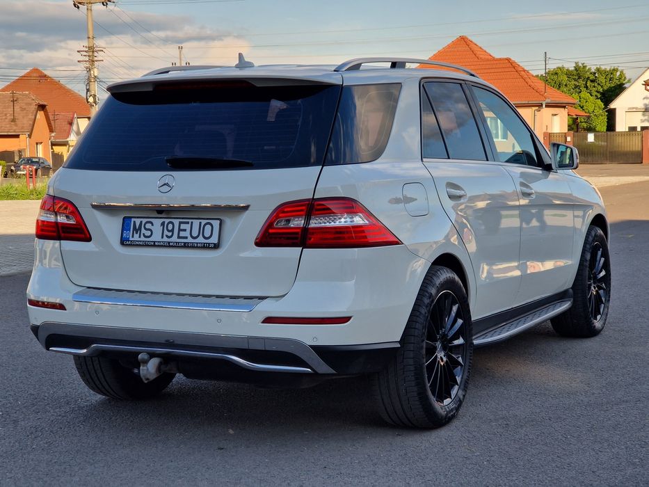 Mercedes-Benz ML 350 // 2013 // Off Road Pack