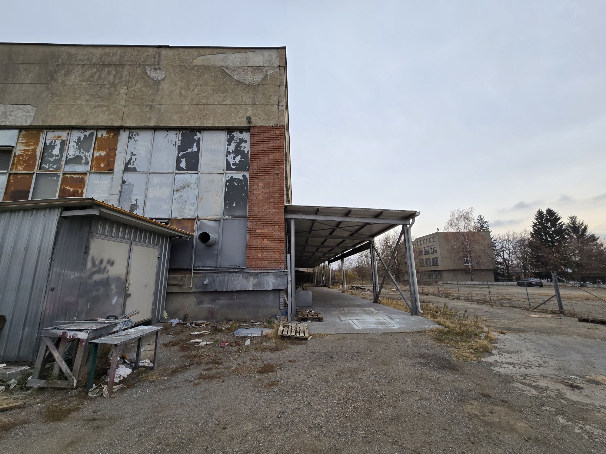 Производствена база в гр. Казанлък, обл.Стара Загора