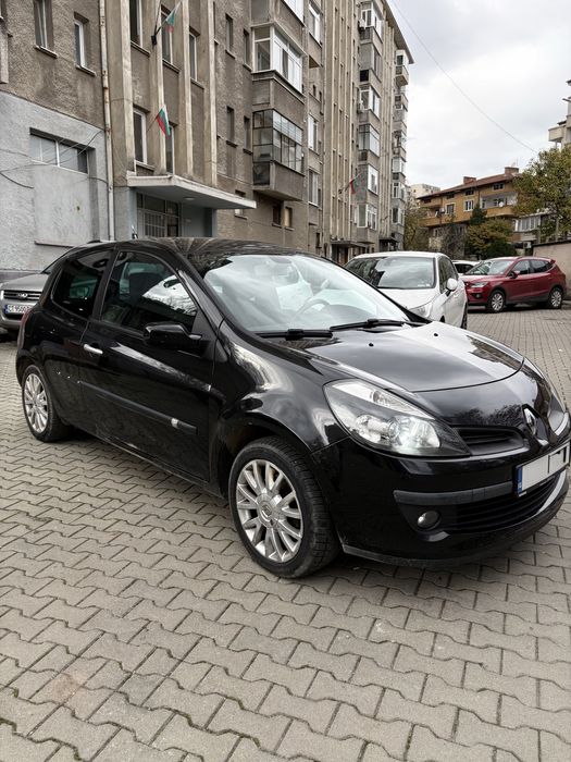 Renault Clio 2.0i бензин