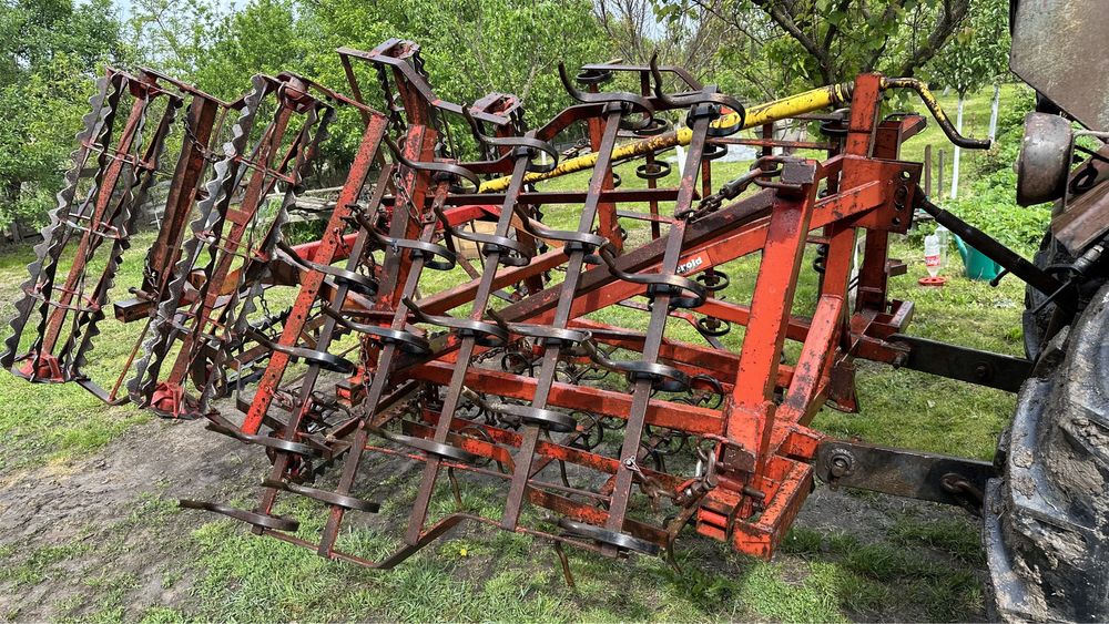 Vand combinator cultivator