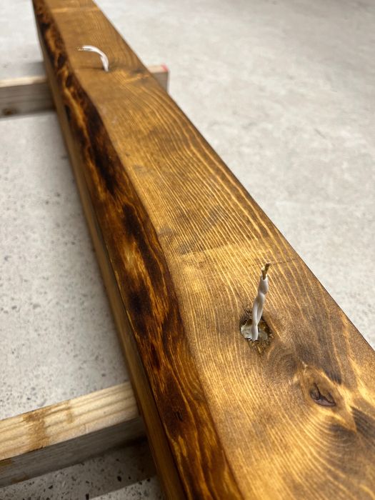 Дървена лампа с лунички