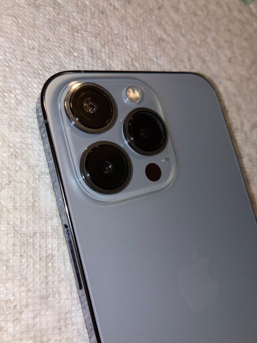 Iphone 13 pro Sierra Blue