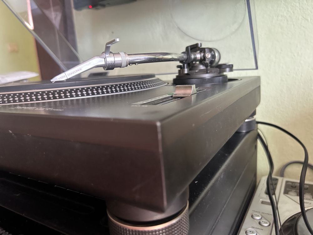 Грамофон Technics 1210 mk2 отличен