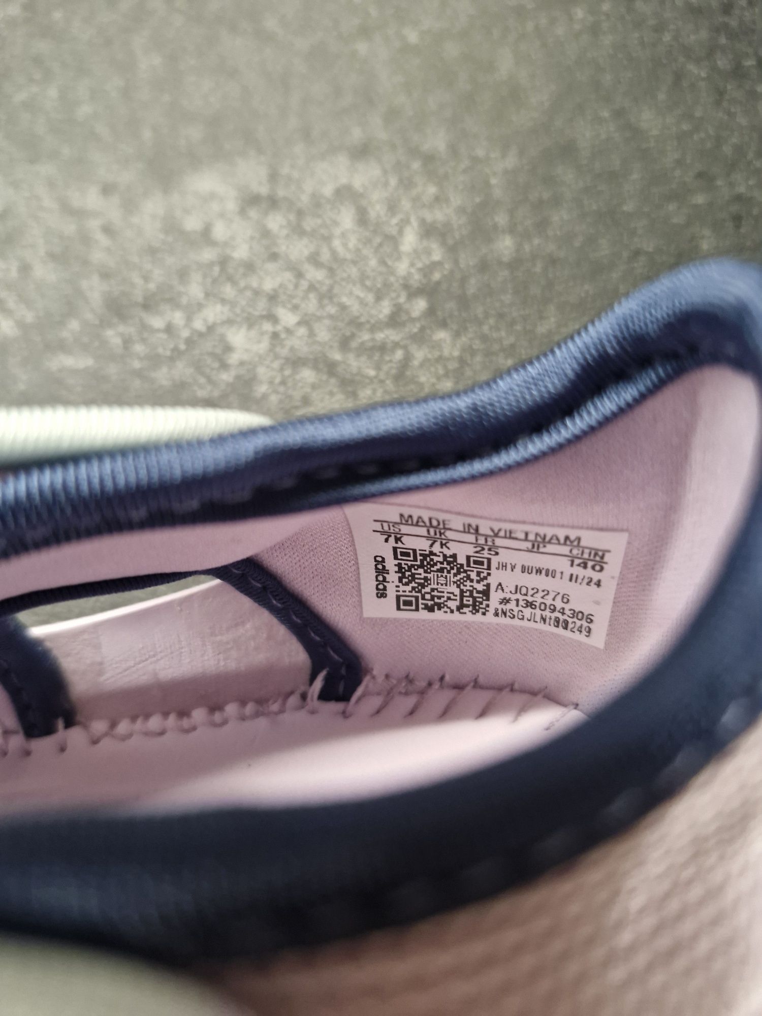 Сандали Adidas Adventure номер 25