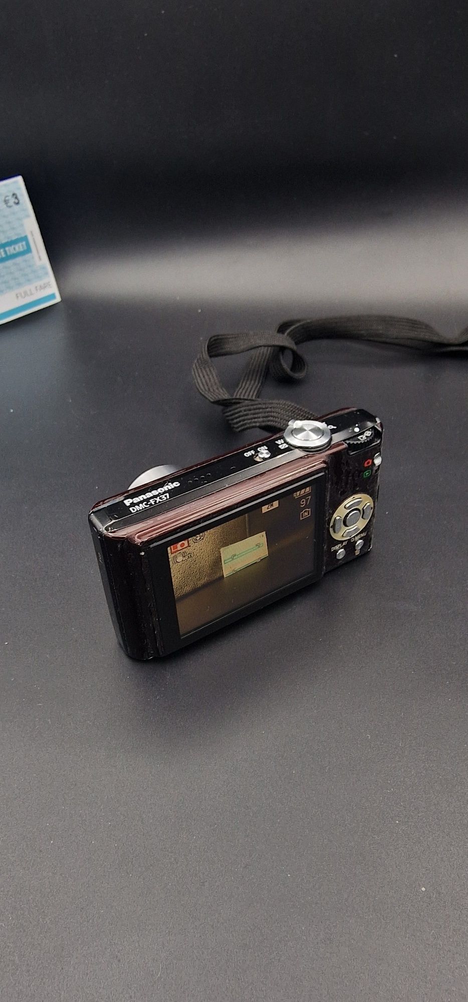 Panasonic Lumix DMC FX37