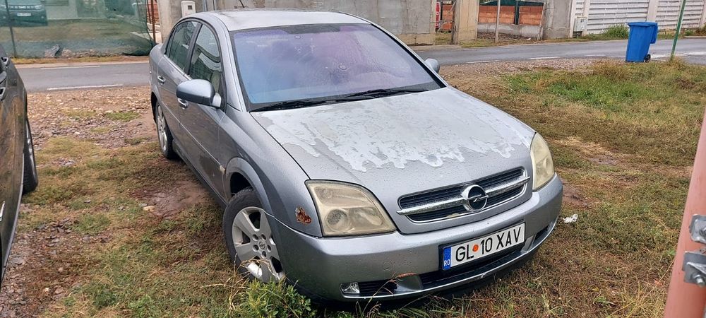 Vând Opel Vectra