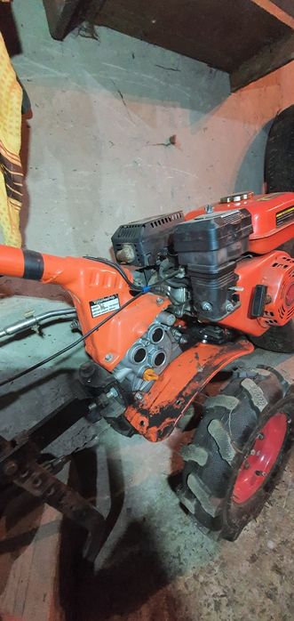 Мотоплуг продам .