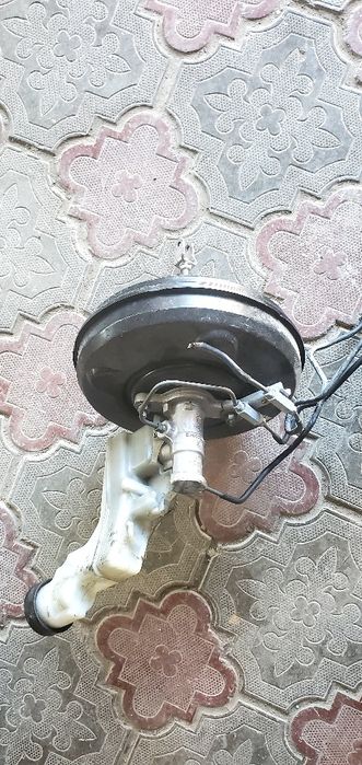 Вакум тормозной  в сборе