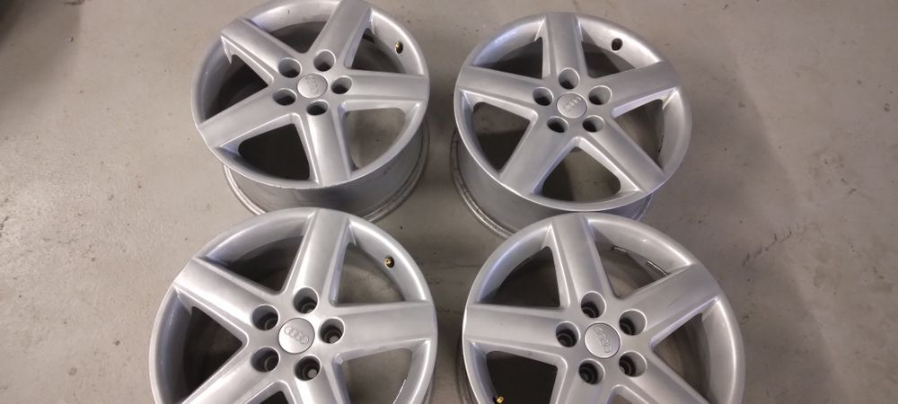 Vand jante r17 pret avantajos