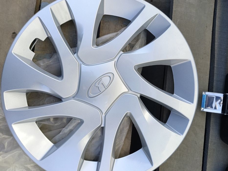 Гранта колпаки новые