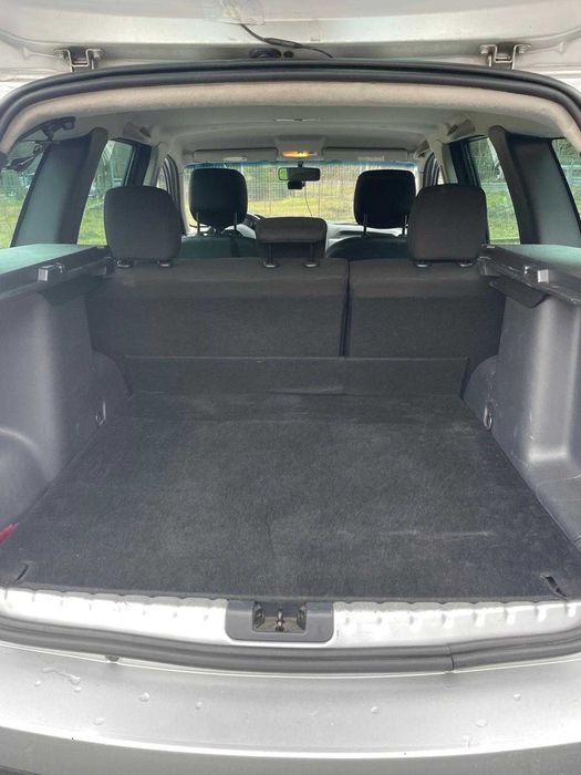 Vand Dacia DUSTER an fabricatie 2014 Octombrie