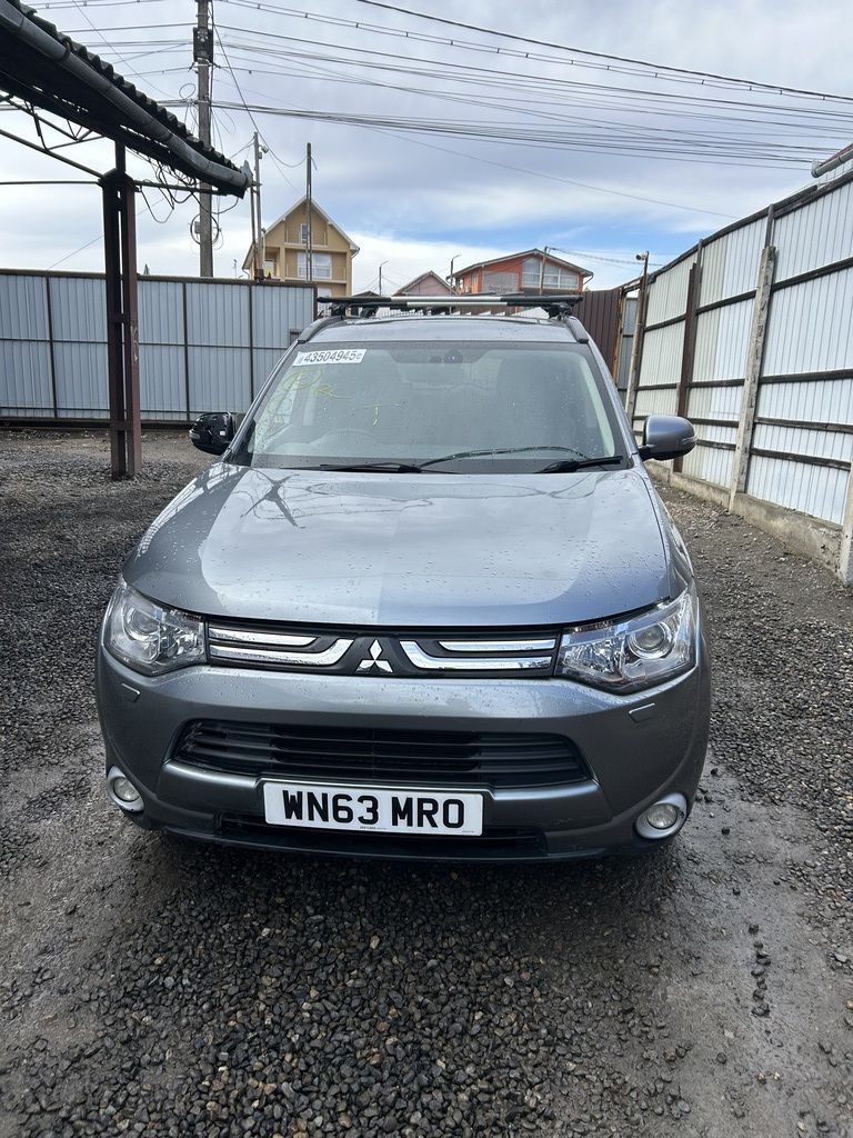 Bara fata Mitsubishi Outlander III 2012 - 2015 GRI (1225) model cu spalatoare far LOVIT