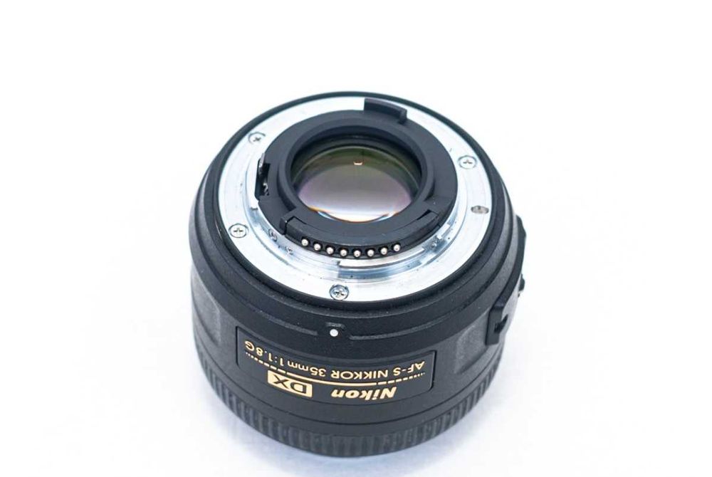 Nikon AF-S 35mm f1.8G DX