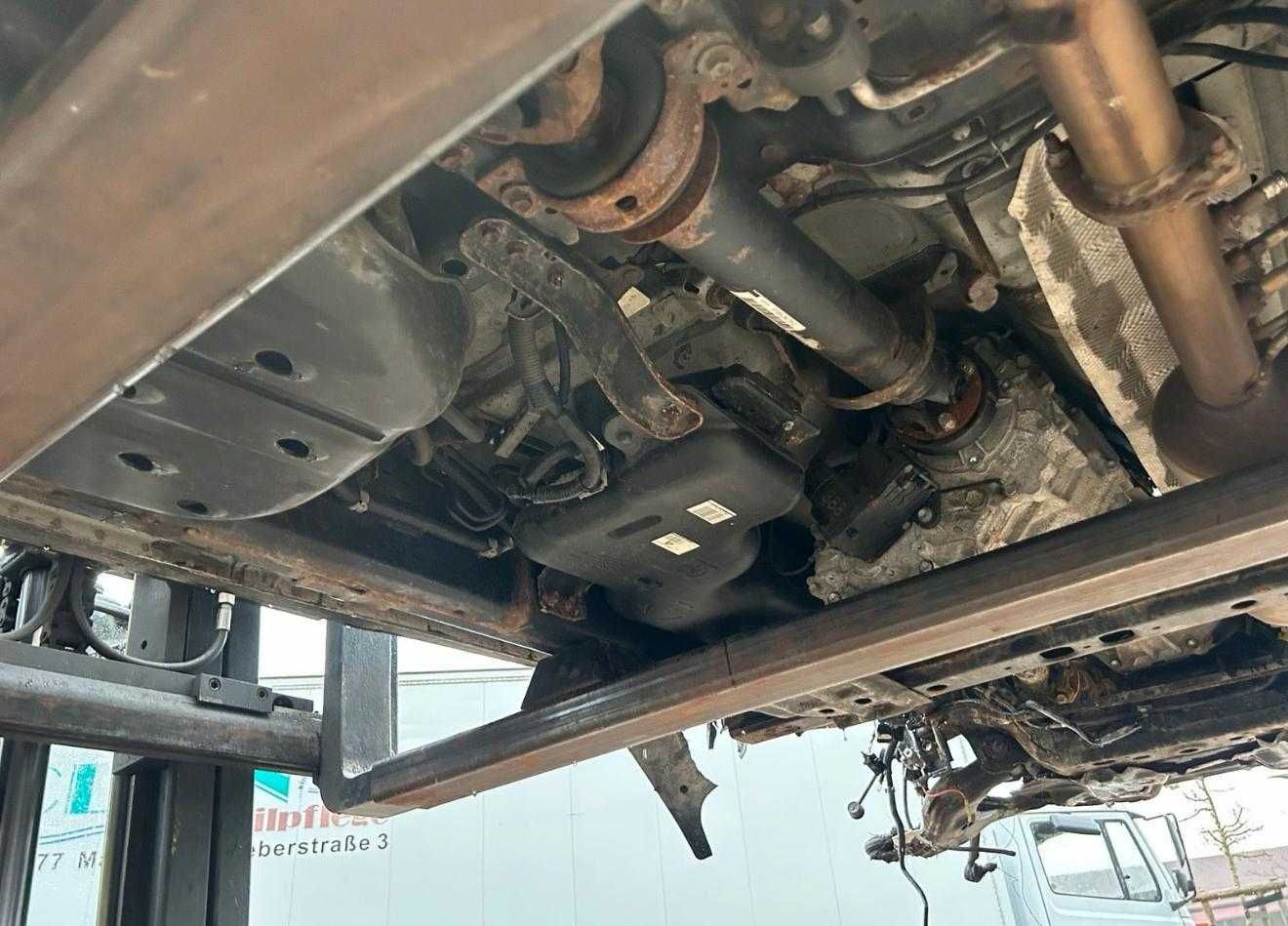 Cutie viteze 4x4 completa toyota hilux 2022