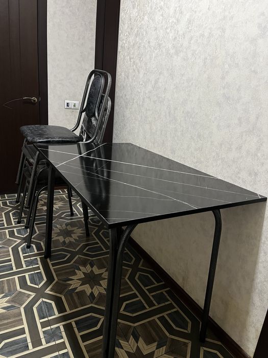 Стол со 3 стулями ламинат