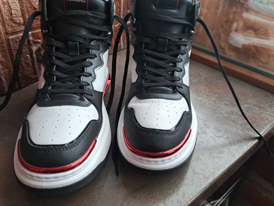 мъжки кецове,спортни обувки,кожени маратонки,,ном.Nike,42,5,найк