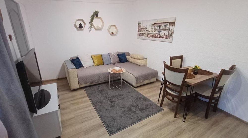 Двустаен апартамент, под наем, кв. Трошево