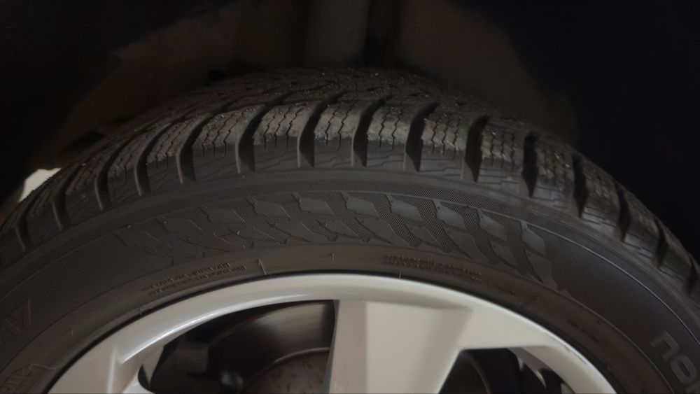 Anvelope iarna PREMIUM Nokian 225 50 17 DOT 2023
