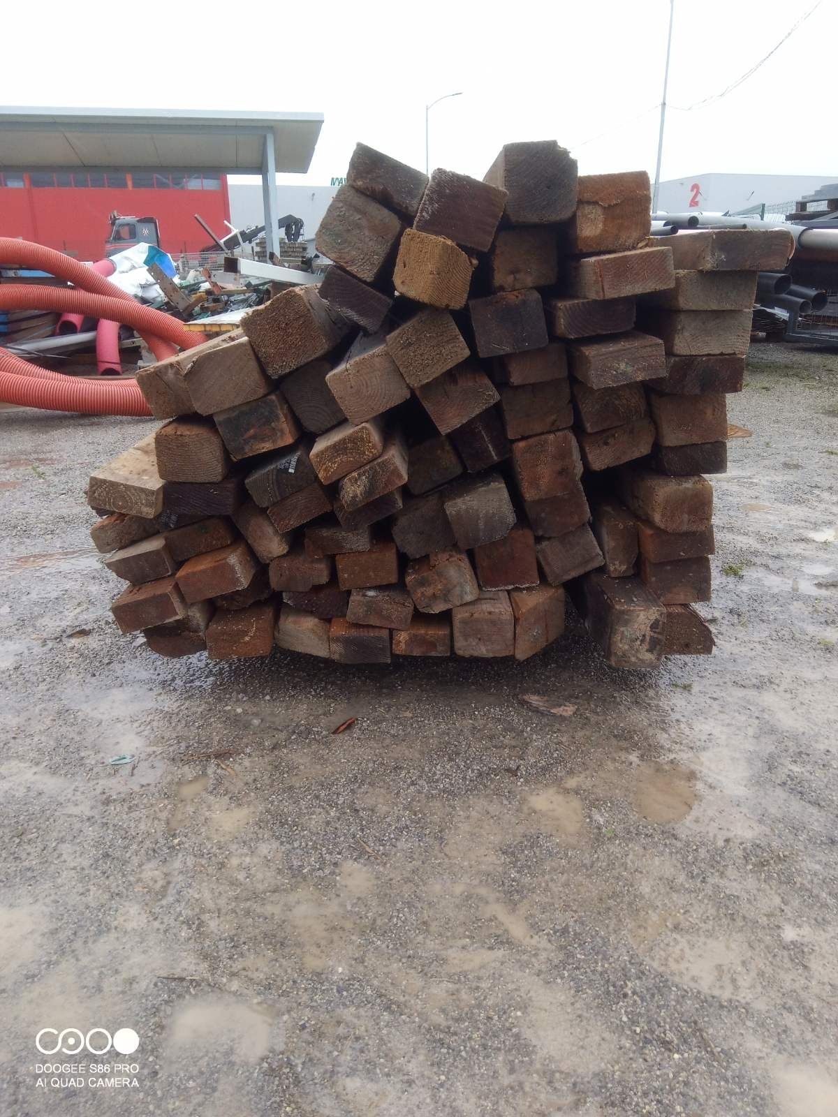 Дървени греди Сухи до 2м - 4лв/м за кофраж