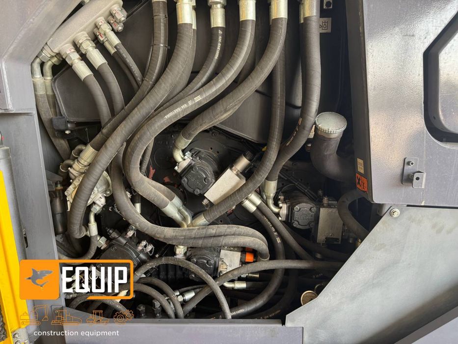 Продается асфальтоукладчик, фреза 1м, каток 3 т