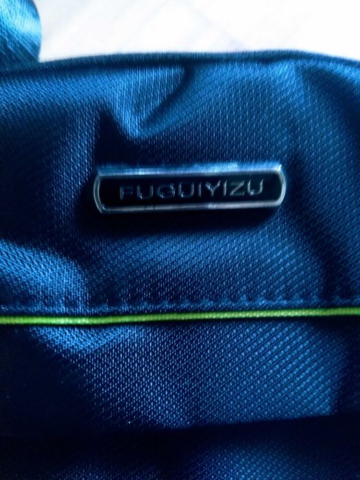 Мъжка чанта Нова с етикет черна