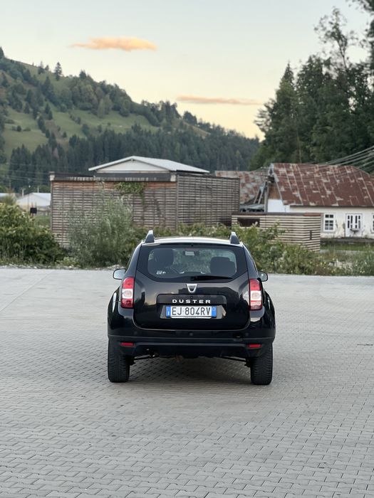 Dacia Duster / 4x4  An 2015 Motor 1.6 benzină și gpl
