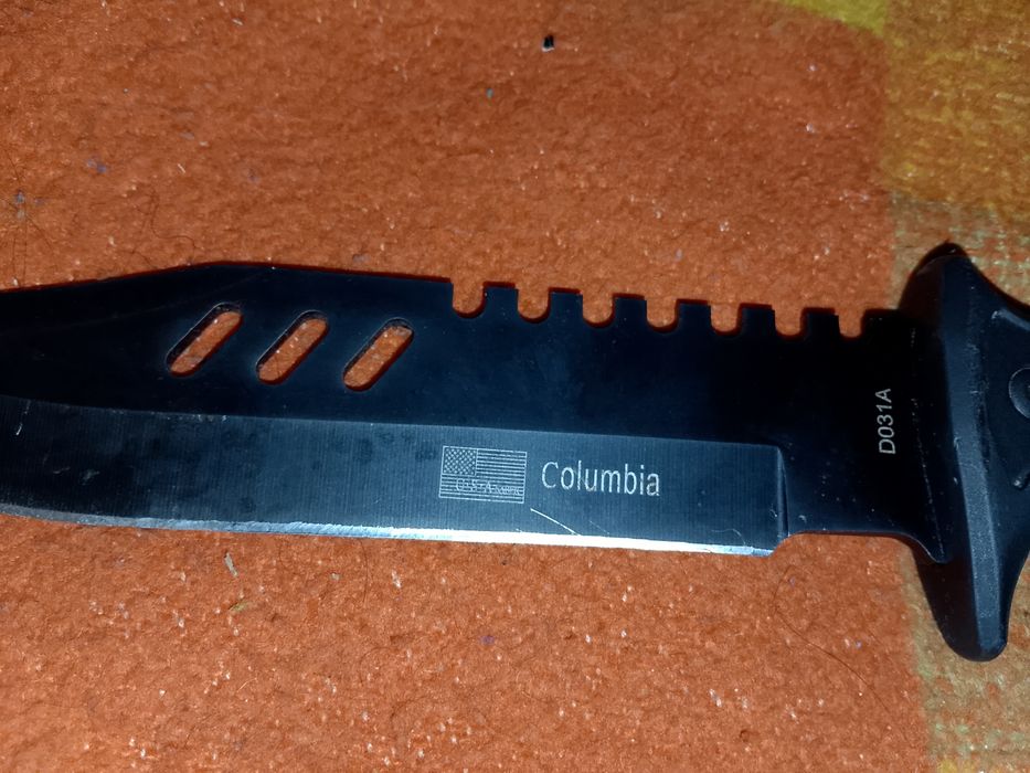 Cuțit de porc mai multe detalii in privat