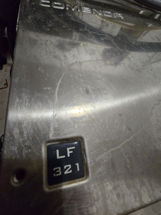 Професионална миялна машина