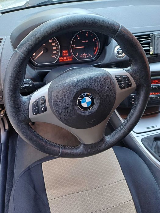 Vând BMW 120d 2006