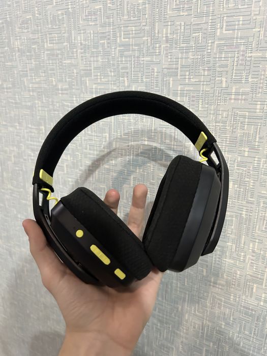 продаю наушники.