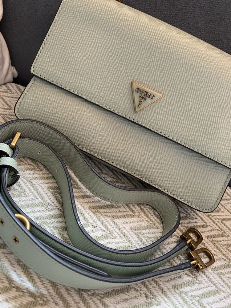 Чанта Guess Alexie