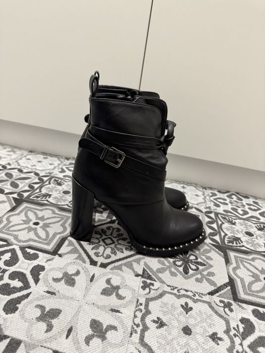 Женские ботильоны