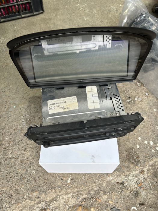 Дисплей и Ццц модул от Бмв е90 е91 Bmw e90 e91