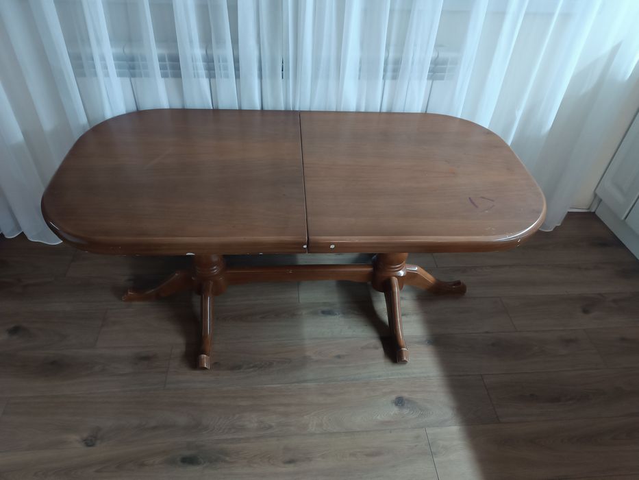 Холна маса разтегателна