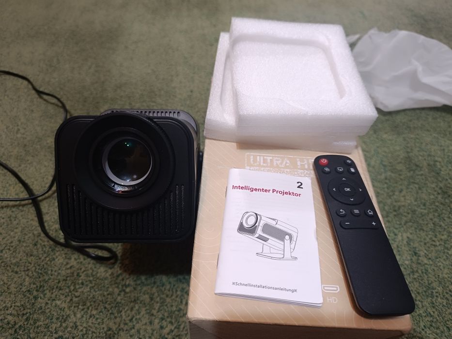 Proiector MAGCUBIC HY320