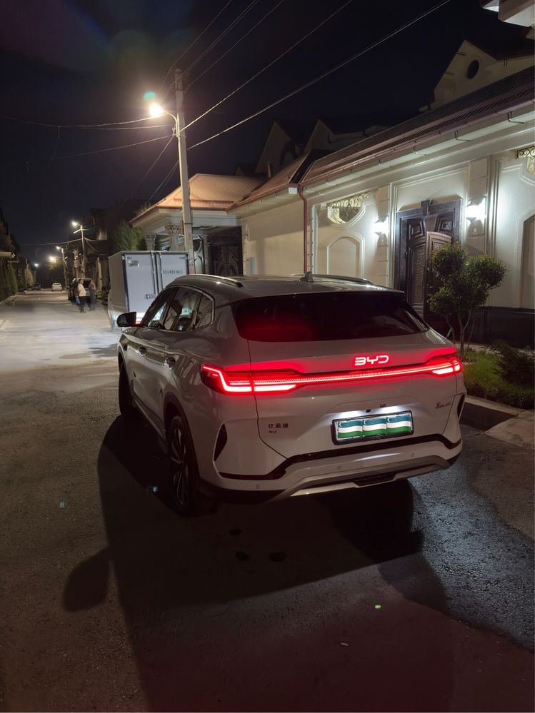 Byd Song plus Champion smart srochna sotiladi