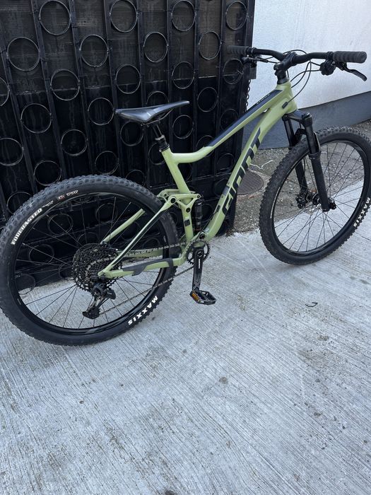 Bicicleta Full Giant Stance 29
