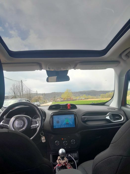 Vand sau schimb jeep renega2018