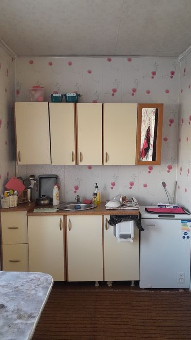 Продаеться дом с обстановкой и машиной