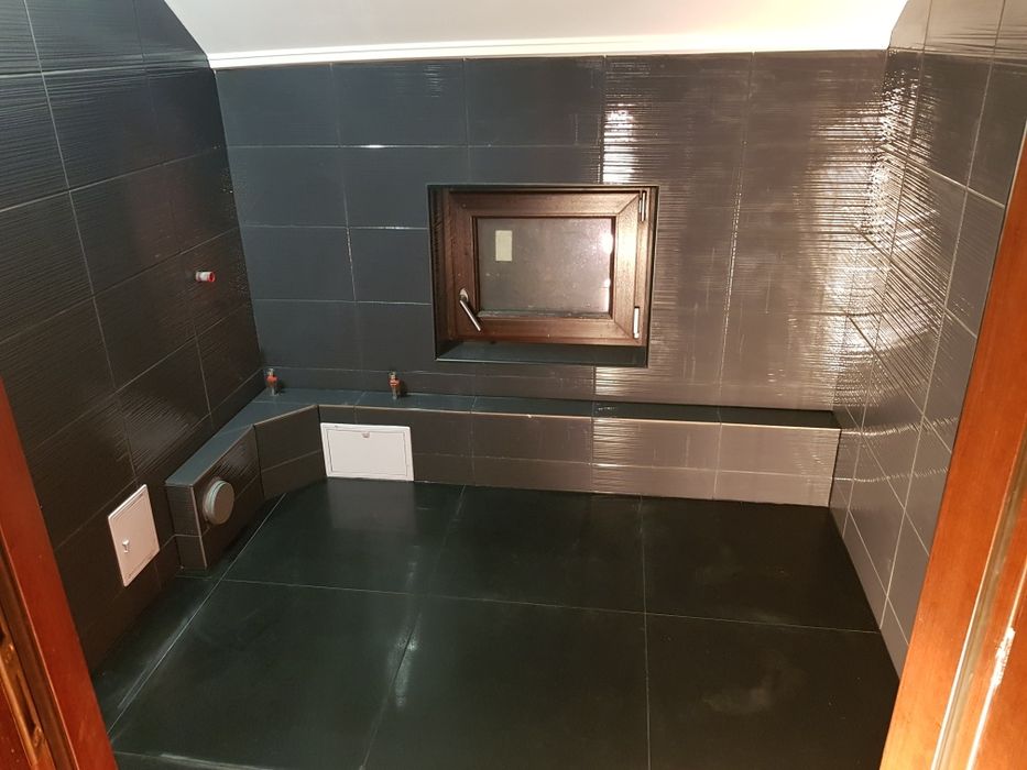 Meseriaș Execut - Gresie/Faiantă/Parchet/Rigips,Vopsea Lavabila,Granit