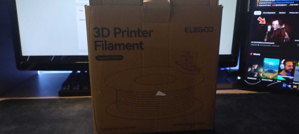 Filament PLA (Negru ) si Rapid PLA+ (alb)