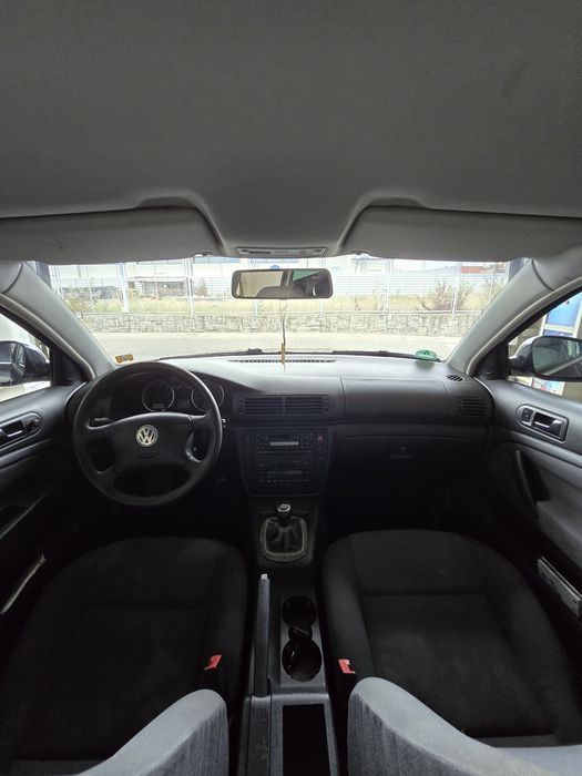 Volkswagen Passat B5.5 (2005) –1.6 benzină,105 CP- al doilea propietar